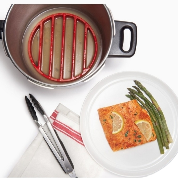 OXO SoftWorks Silicone Pressure Cooker Roasting Rack | Red Silicone Rack - Picture 2 of 8